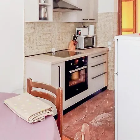 Beautiful In With Wifi And 1 Bedrooms